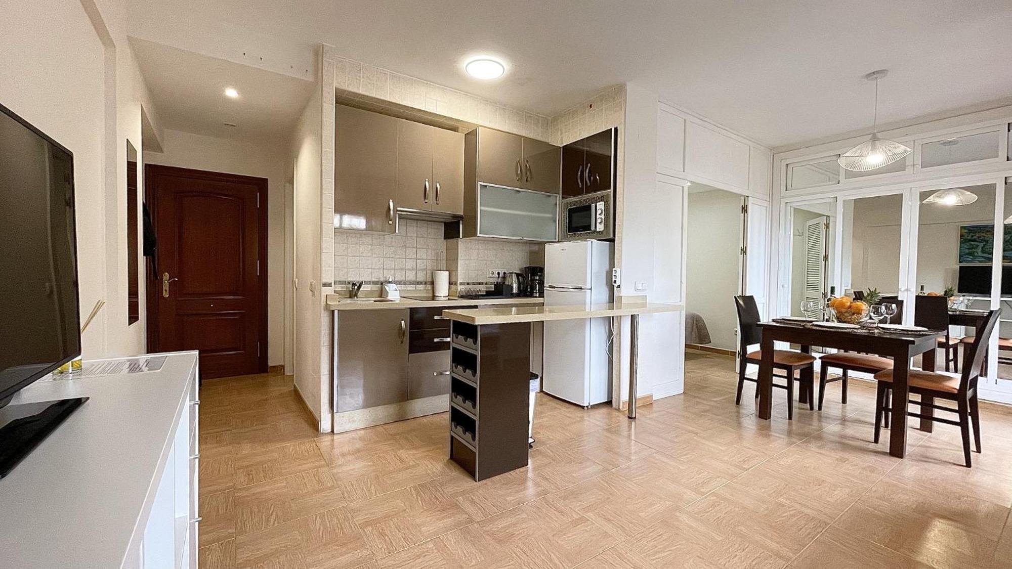Beachfront 1Br Apartment In Center Of Marbella! المظهر الخارجي الصورة
