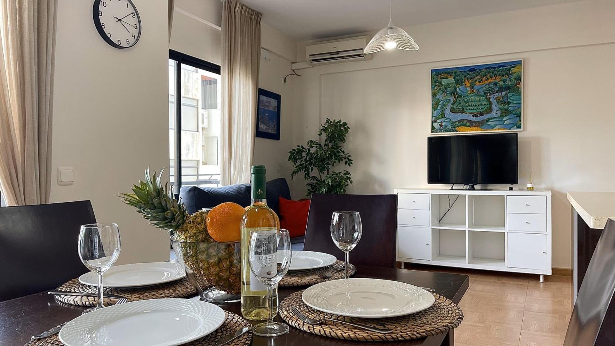 Beachfront 1Br Apartment In Center Of Marbella! المظهر الخارجي الصورة