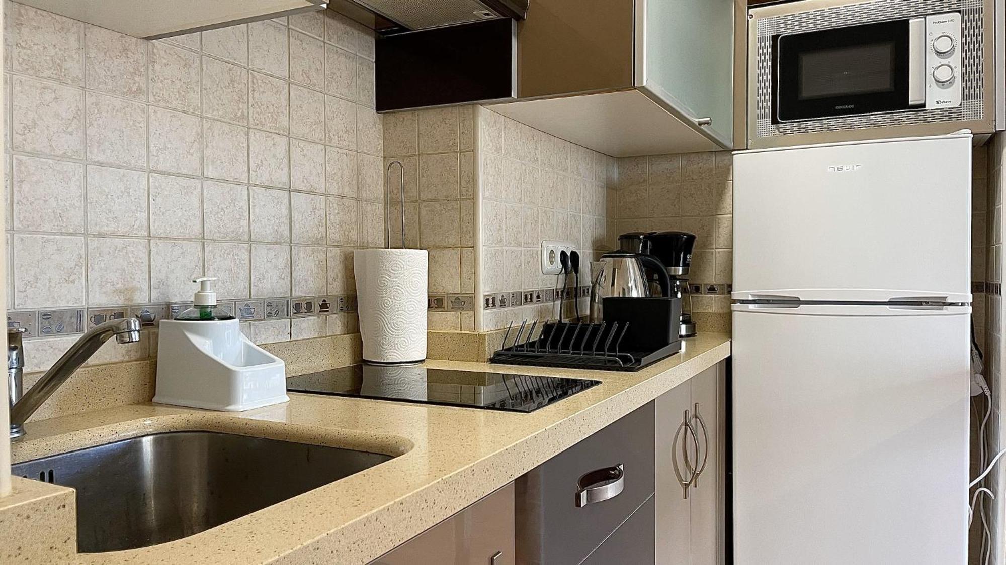 Beachfront 1Br Apartment In Center Of Marbella! المظهر الخارجي الصورة